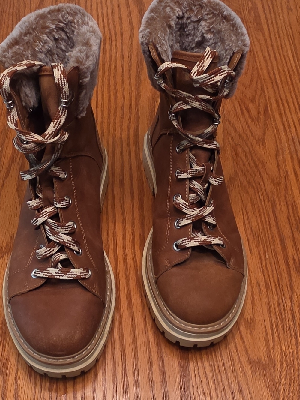 Time And Tru Brown Faux-Fur Lined Women's Hiking Boots Size 8.5 - Picture 3 of 8
